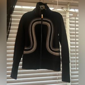 Lululemon Breathe deeply yoga jacket
